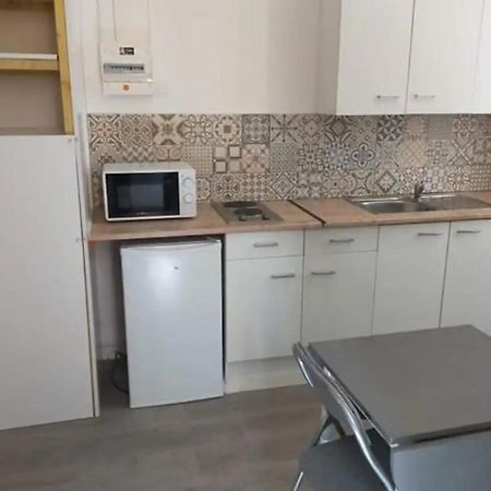 פרפיניין Tres Sympathique Appartement Plein Coeur De Ville מראה חיצוני תמונה